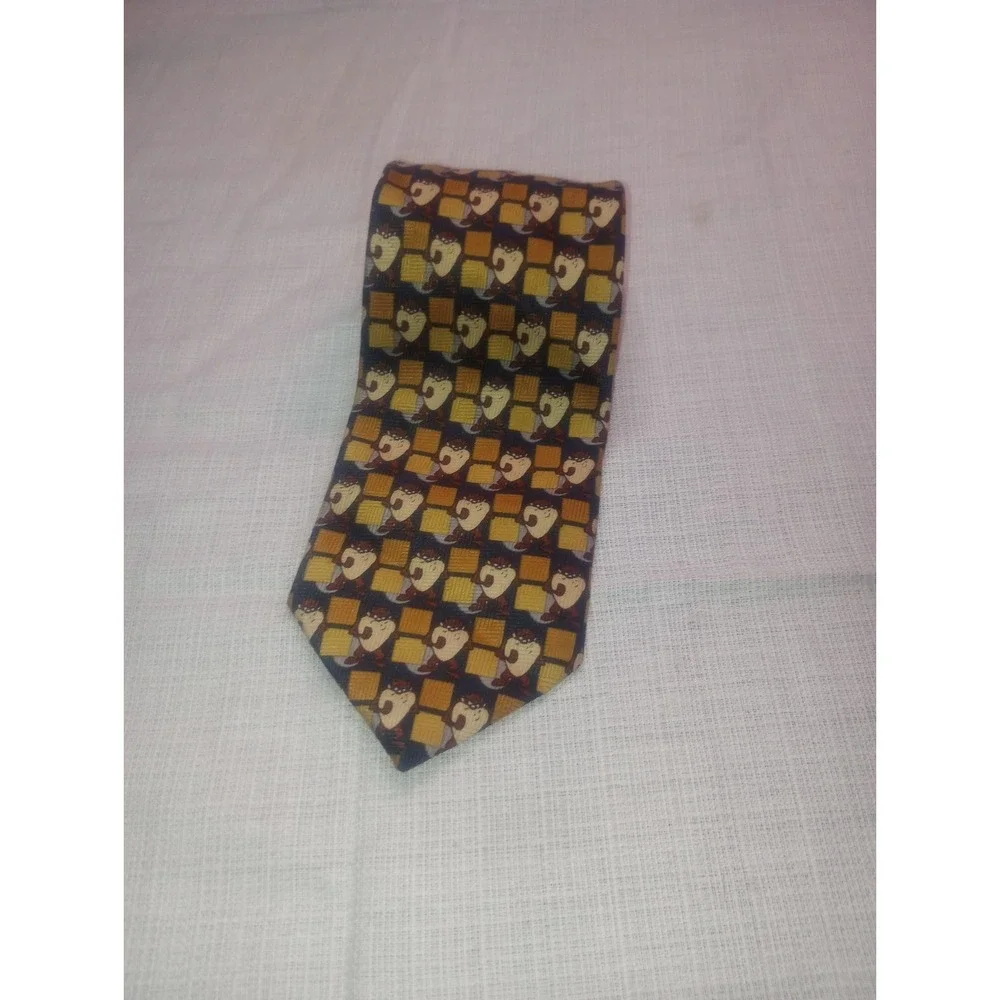Looney‎ Tunes 1999 Taz Devil Multi Color Poly 3 3/4 Classic Neck Tie